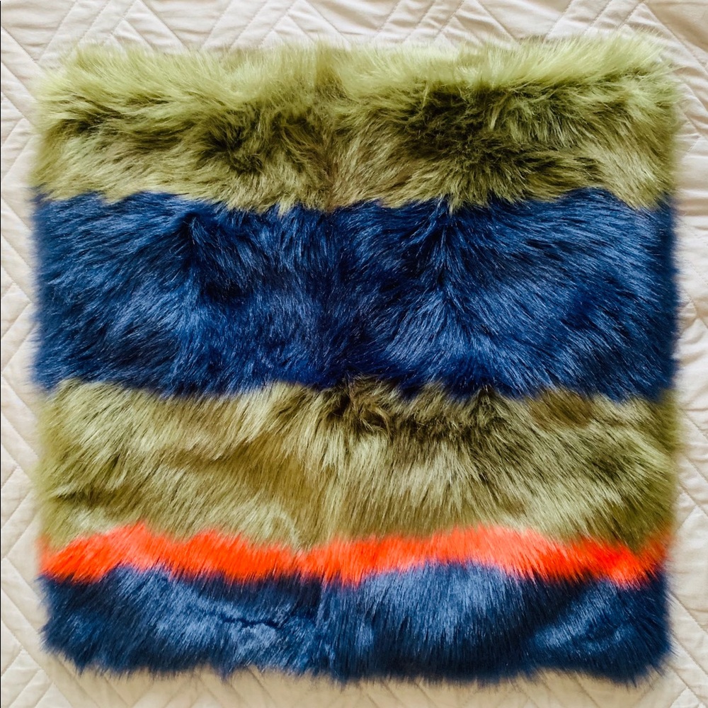 Ultra Soft Fur Pillow Case